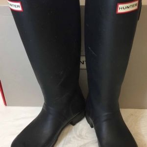 Black Tall Hunter Boots